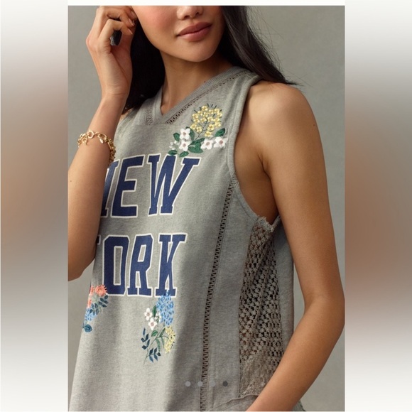 NWT Anthropologie Gray New York Graphic Tank Top Small - Picture 2 of 13